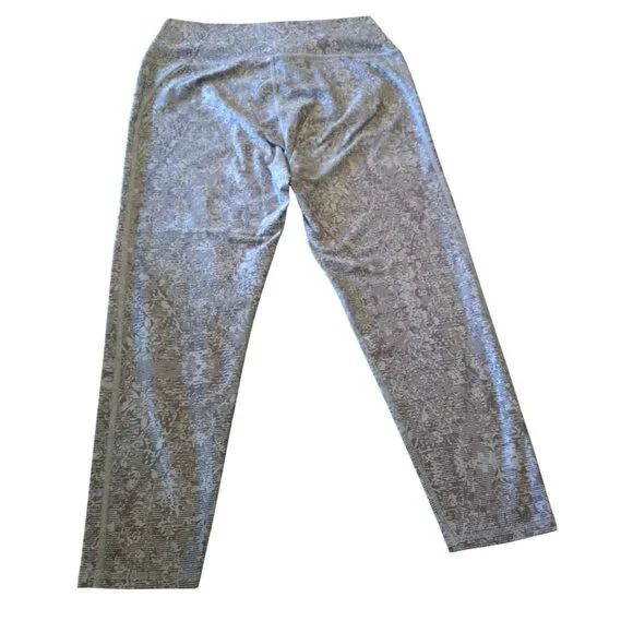 Fabletics Gray Patterned Womens High Waist Leggings Yoga Pants Size XL - Picture 2 of 11